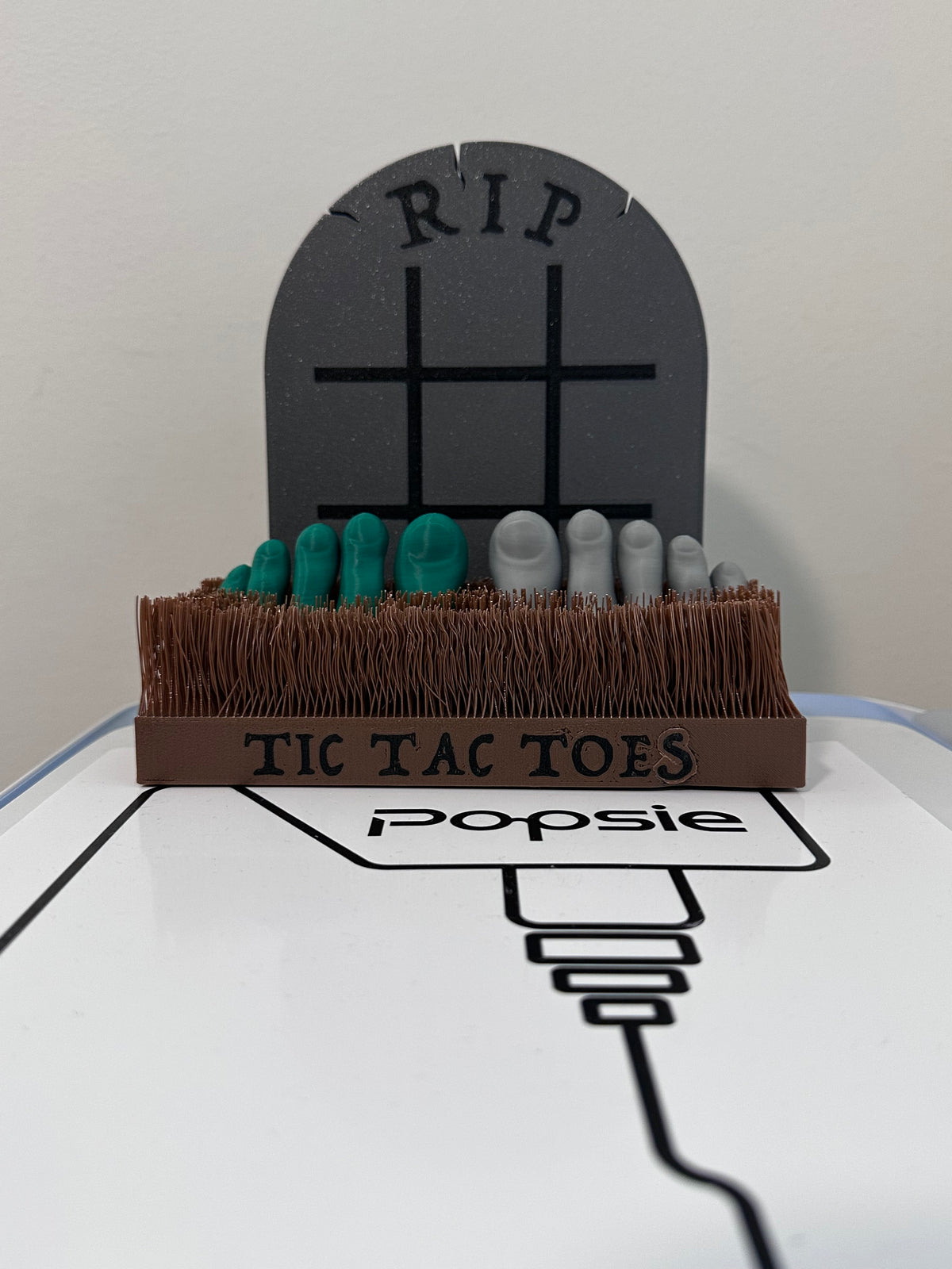 🎃 Halloween Tic-Tac-Toe – Tombstones & Toes! 👻